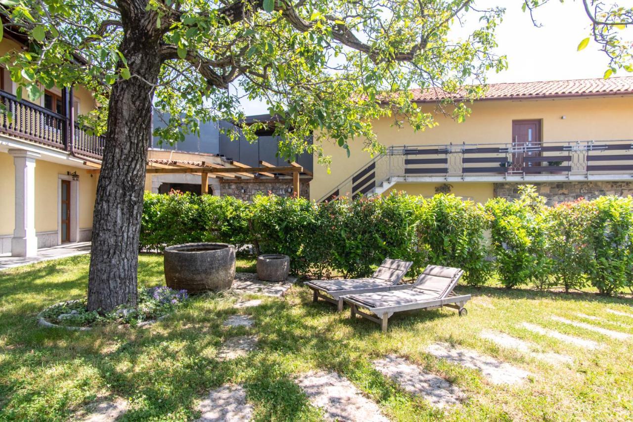 Villa Hermes Art Dutovlje Exterior photo