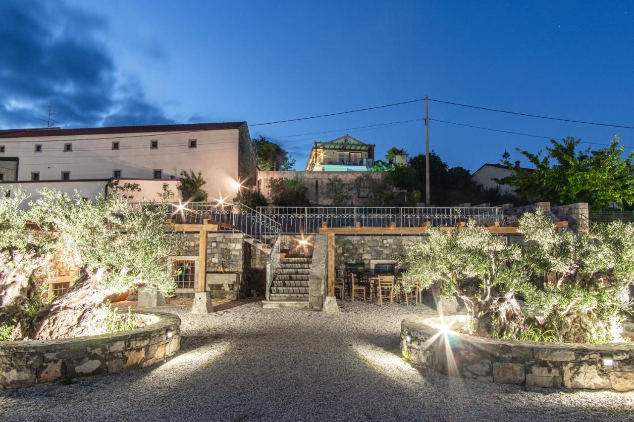 Villa Hermes Art Dutovlje Exterior photo