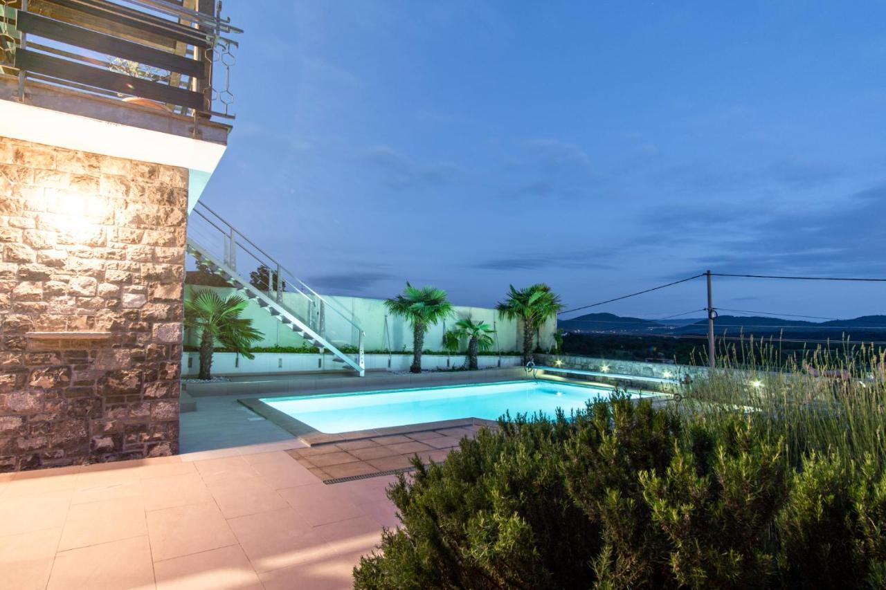 Villa Hermes Art Dutovlje Exterior photo