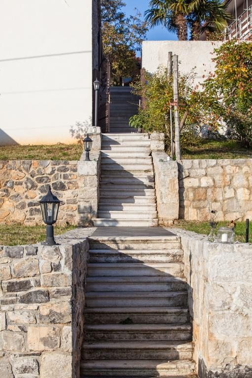 Villa Hermes Art Dutovlje Exterior photo